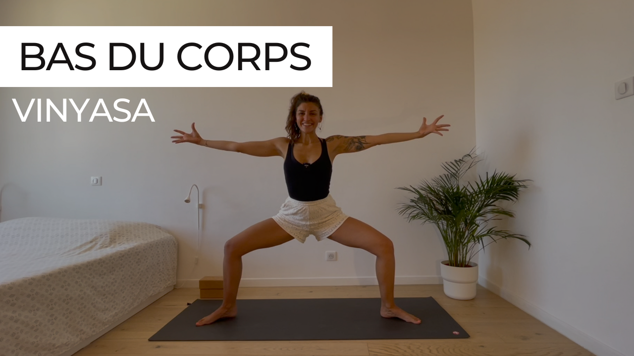Marie guidant une séance de Vinyasa dédiée au bas du corps.