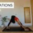 Marie guidant un atelier dédié aux fondations du yoga.