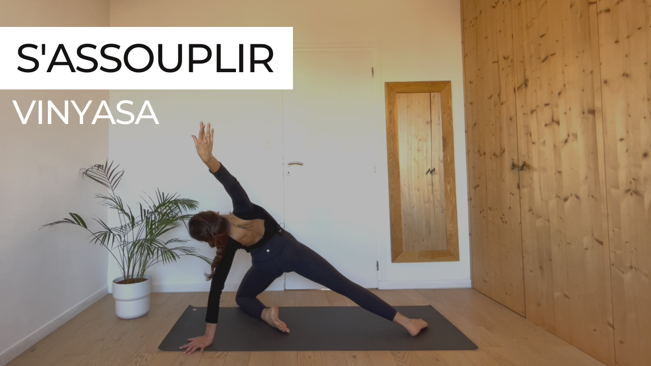 Marie guidant une séance de vinyasa intitulée "S’assouplir".