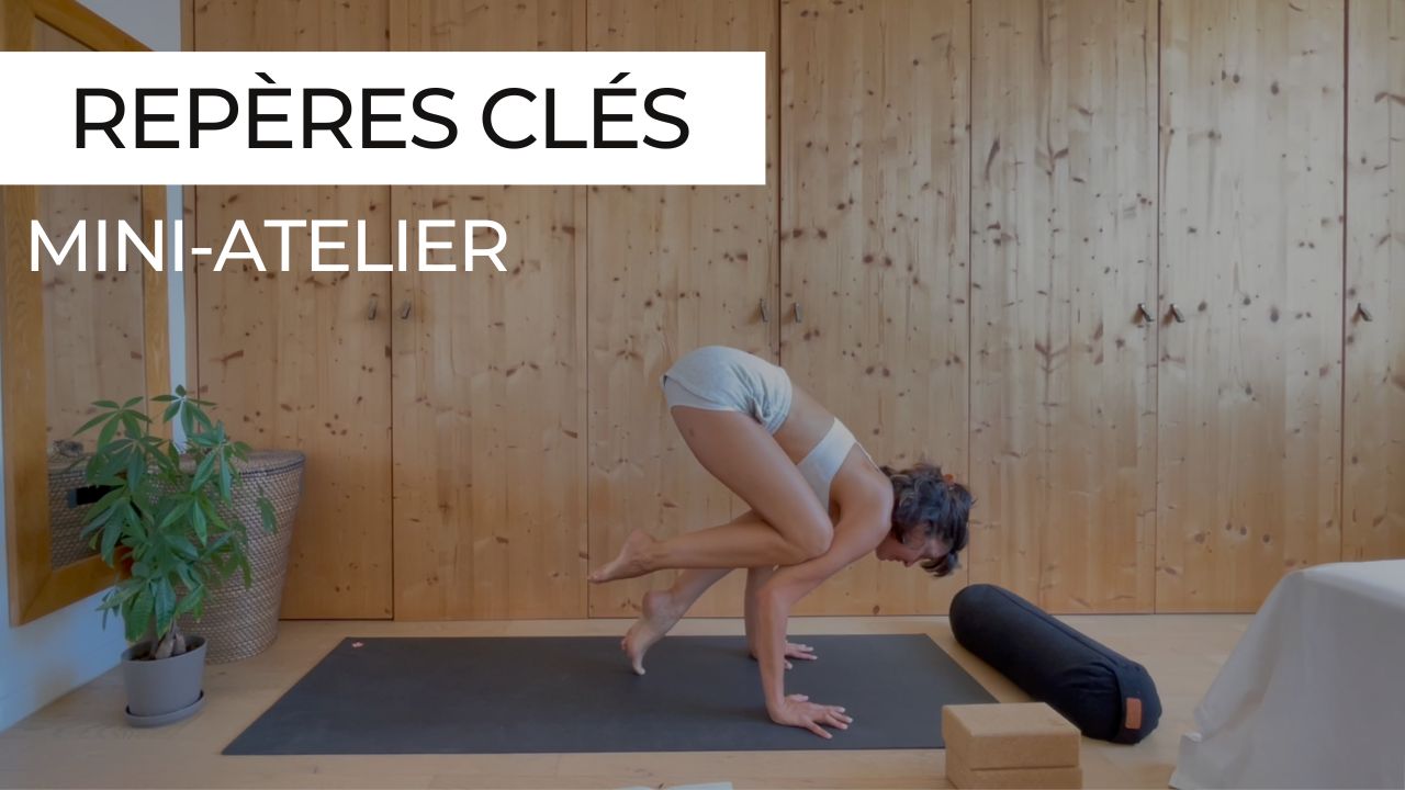 Posture de yoga bakasana, illustrant les alignements et repères fondamentaux